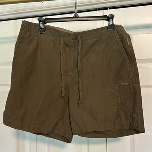 Women’s Columbia cargo Shorts